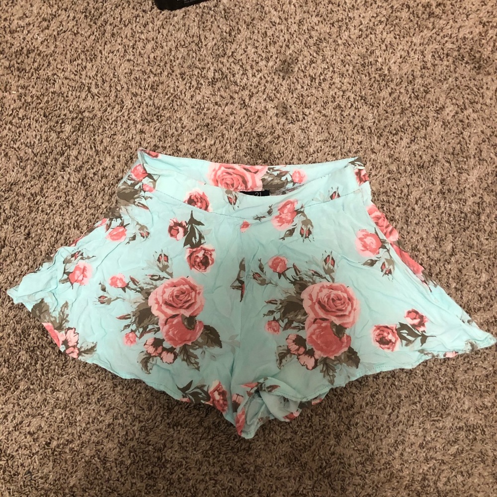 Floral Short Skorts